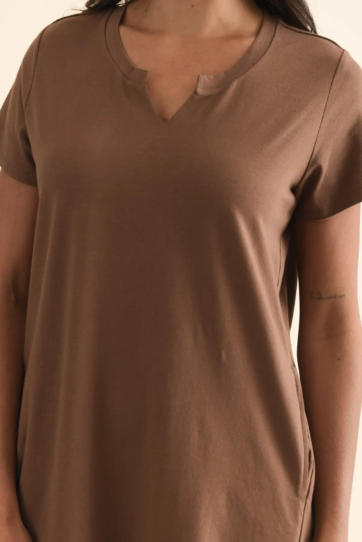 Above-Knee Cotton Pleated Round-Neck Short-Sleeve Straight-Cut Relaxed T-Shirt Dress