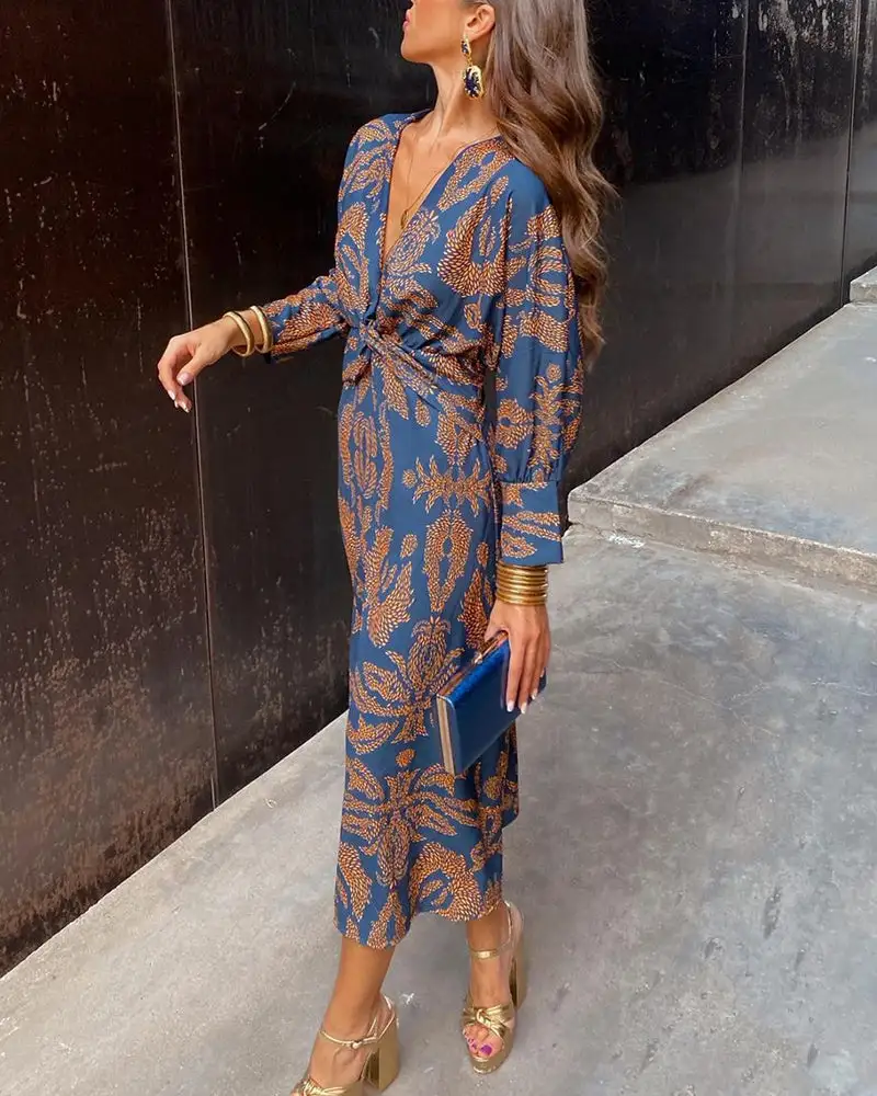  Line Maxi Dress