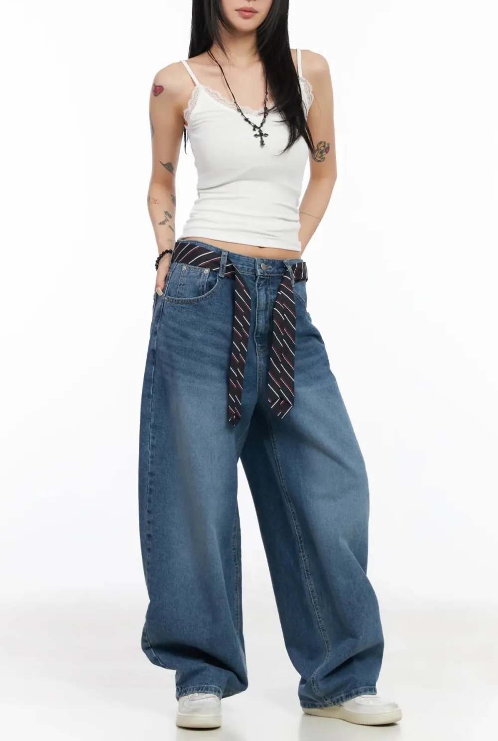 Vintage-Washed Wide Leg Jeans
