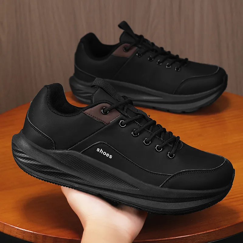 Men's Grip Sole Walking Shoes