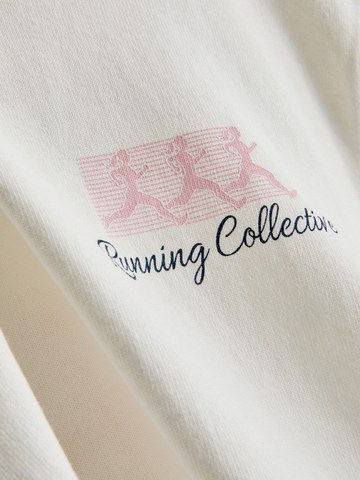 3-7yrs | Active Graphic T-Shirt detail 2