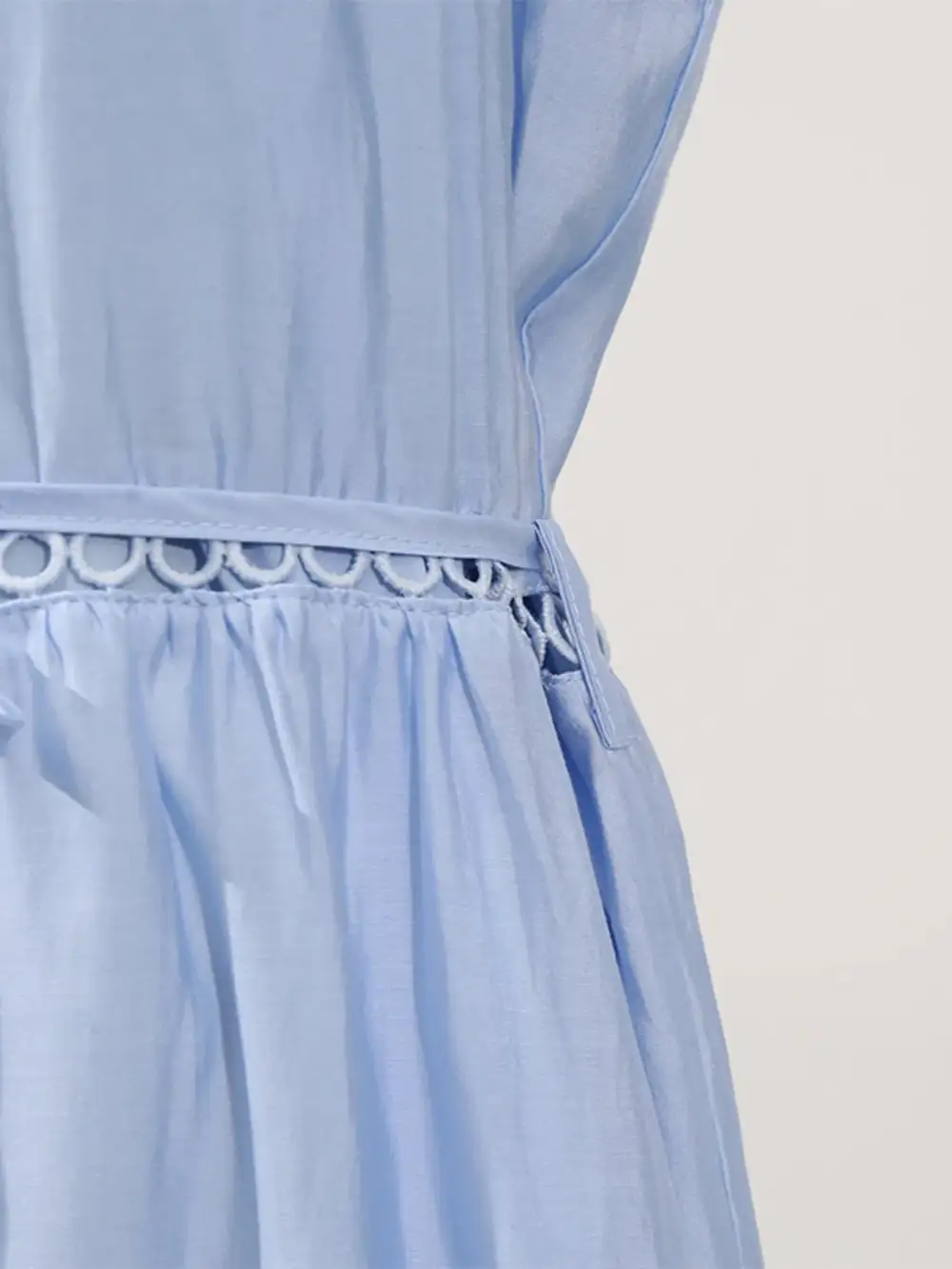 Layered Detail Sleeveless Midi Dress