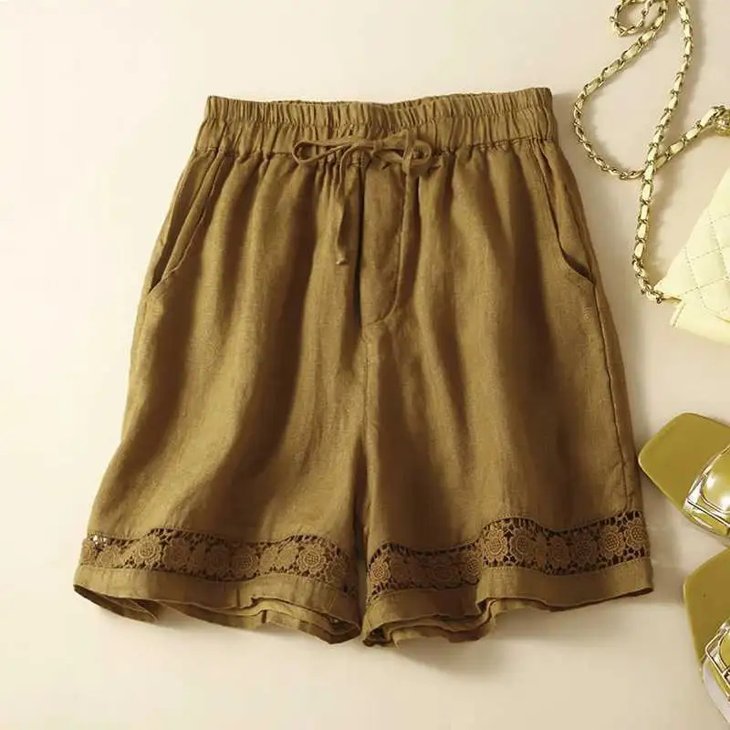  Embroidered Hem Shorts