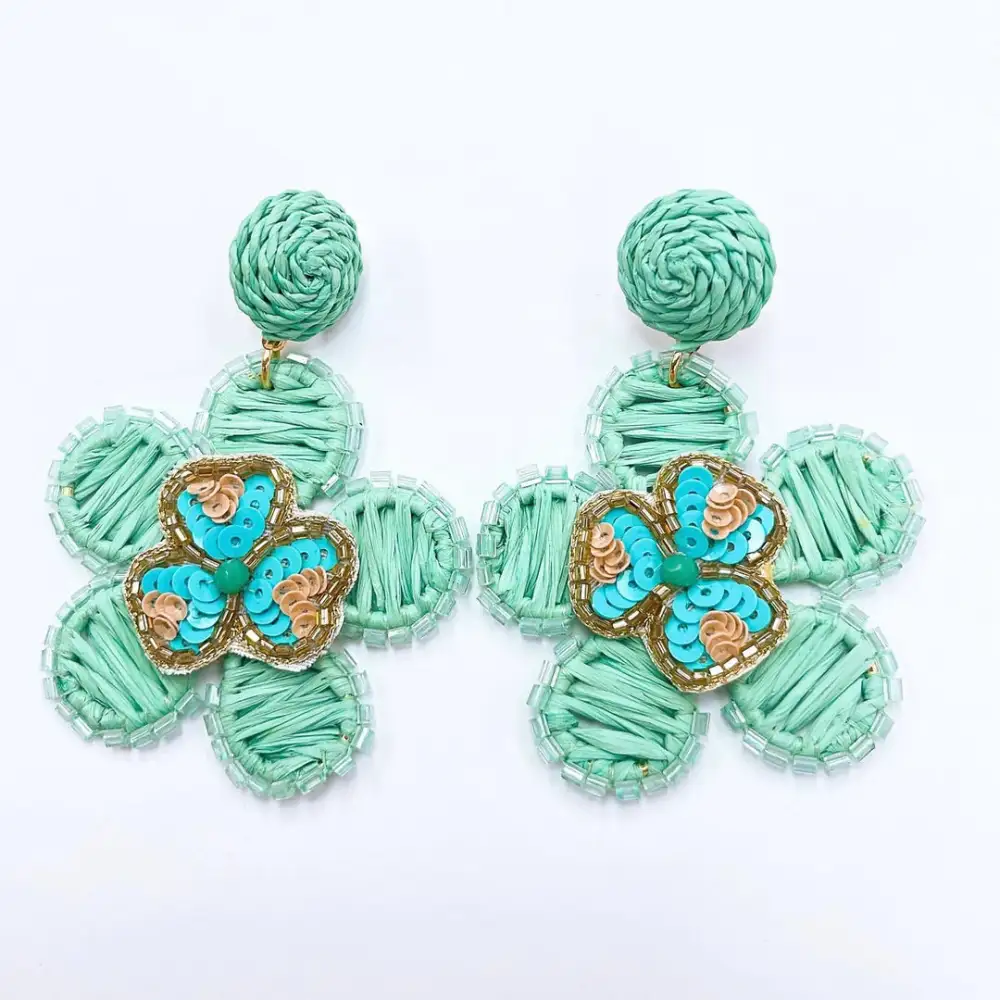 Dainty Refined Jewelry Accent