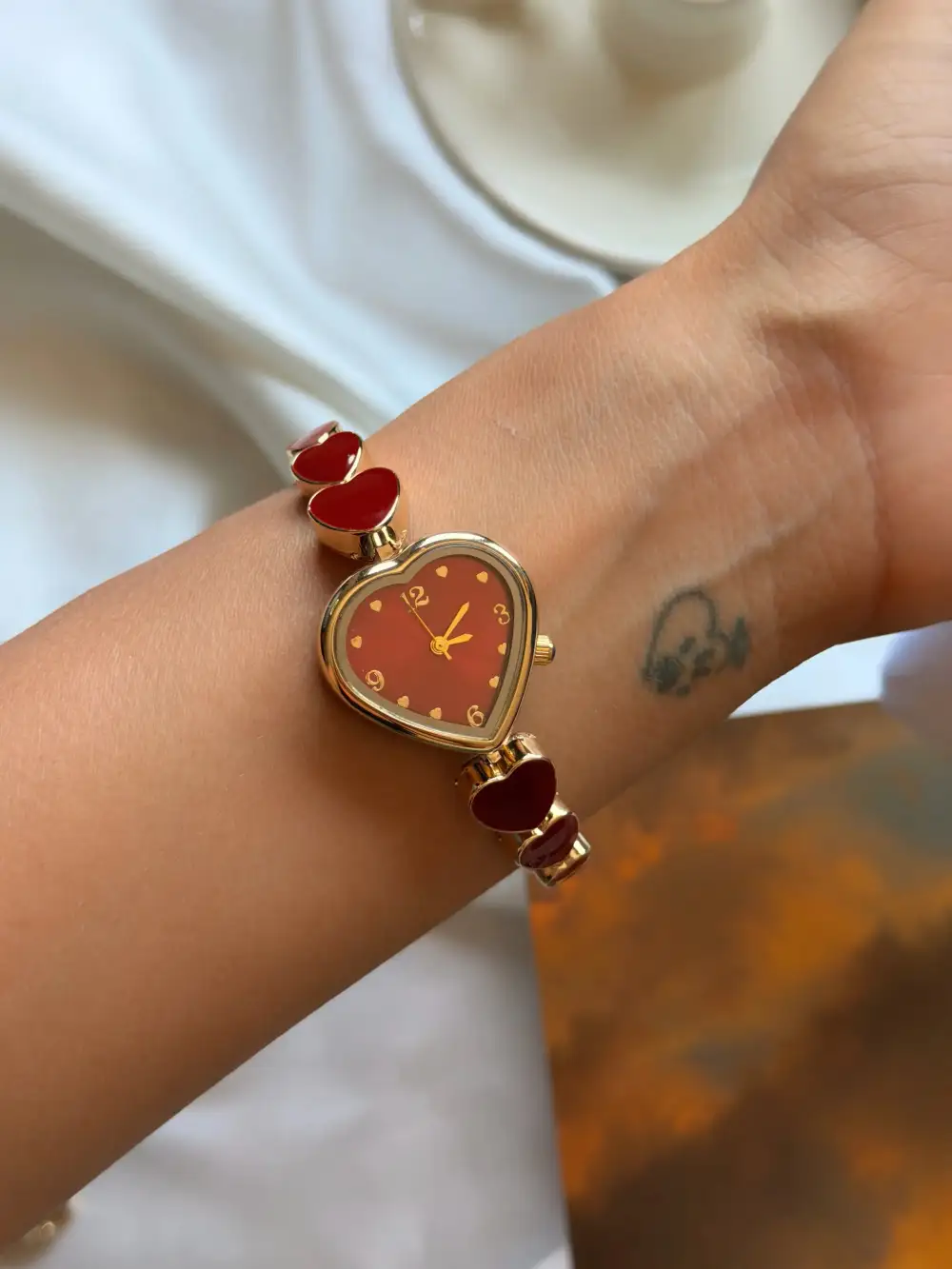 Vintage Heart Motif Bracelet Watch