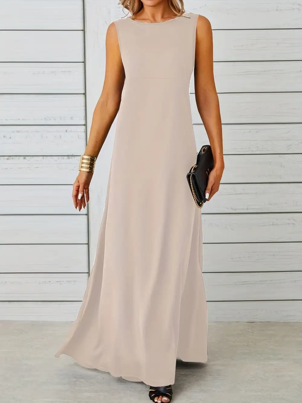 Balanced Detail Sleeveless Maxi Dress