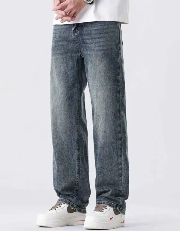Vintage Wash Relaxed Fit Straight Jeans