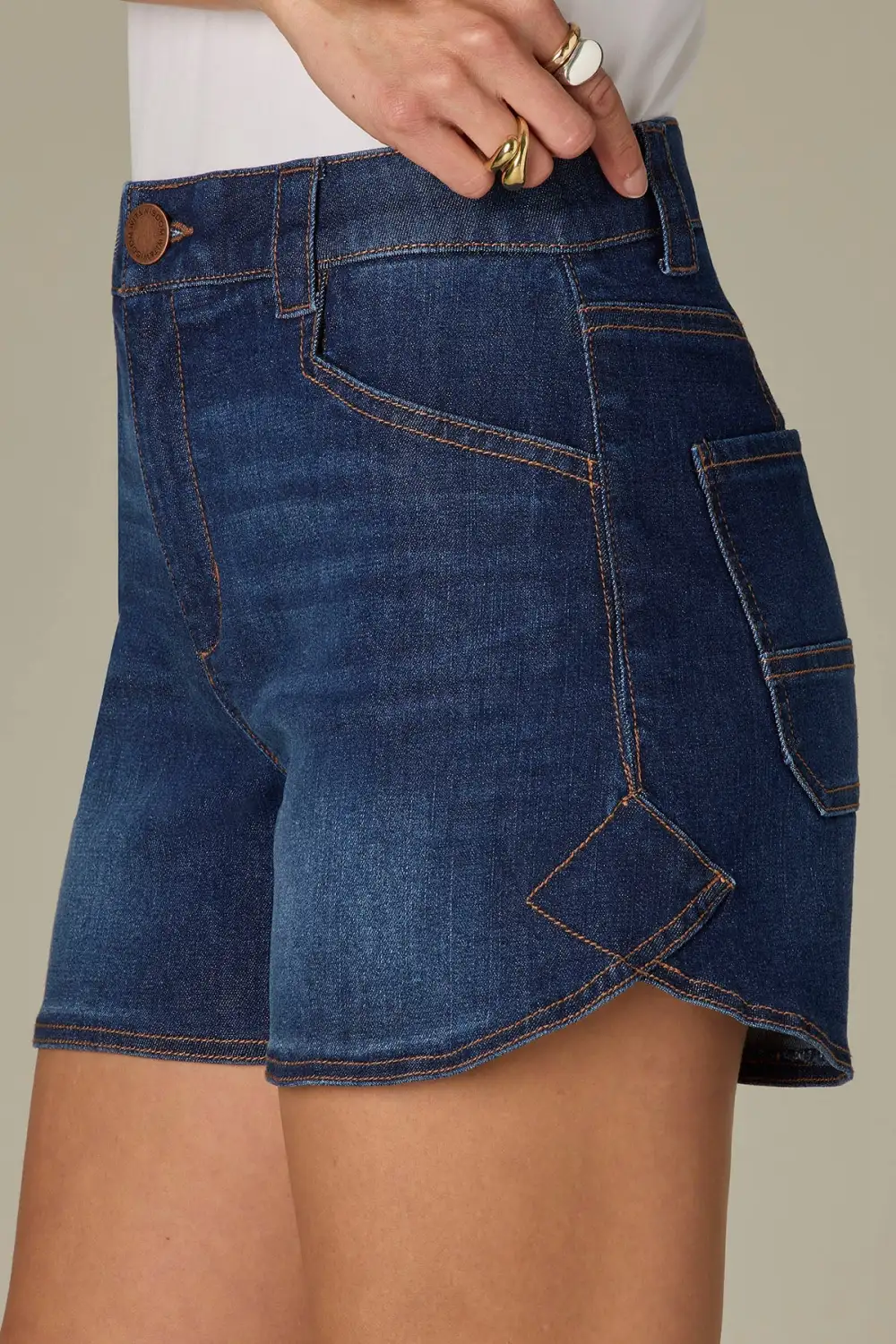 V-yoke Dolphin Shorts Round Surplus Hem