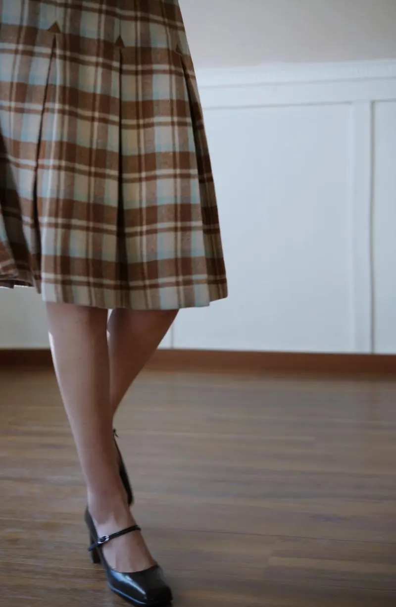 Modern Office Plaid Pleated Skirt