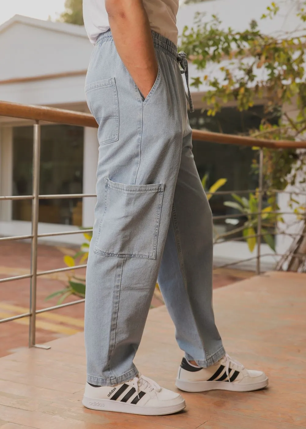 Classic Relaxed-Fit Jogger Jeans