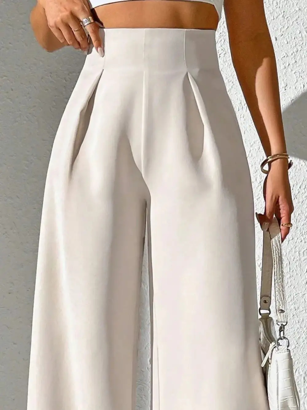 Wide Leg High Waist Detail Pants