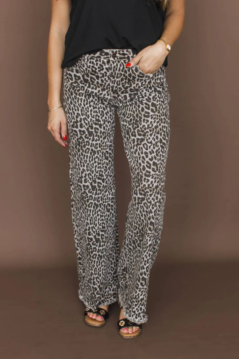 High-Rise Wide Leg Clean Finish Jeans