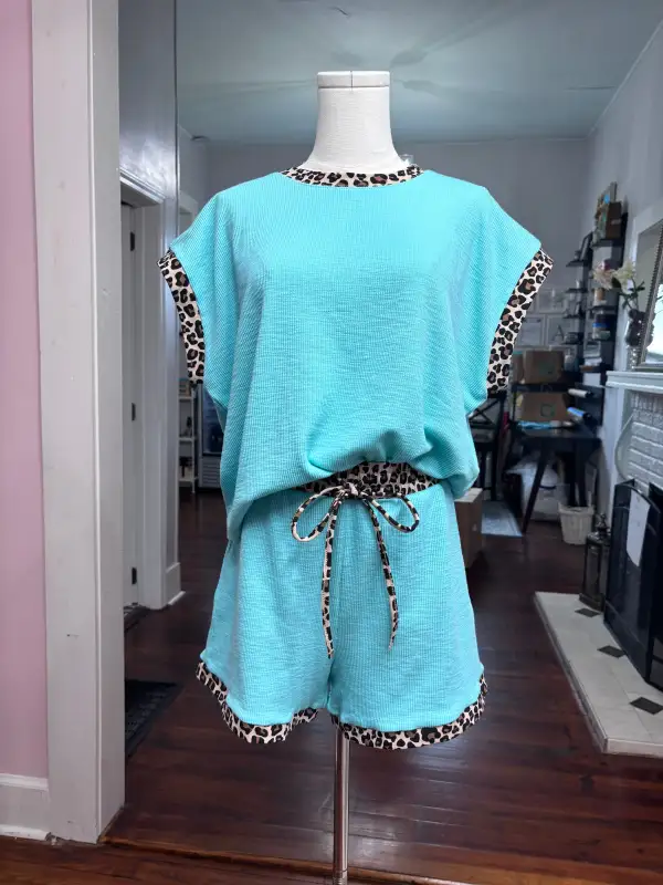 Leopard Trim Matching Set