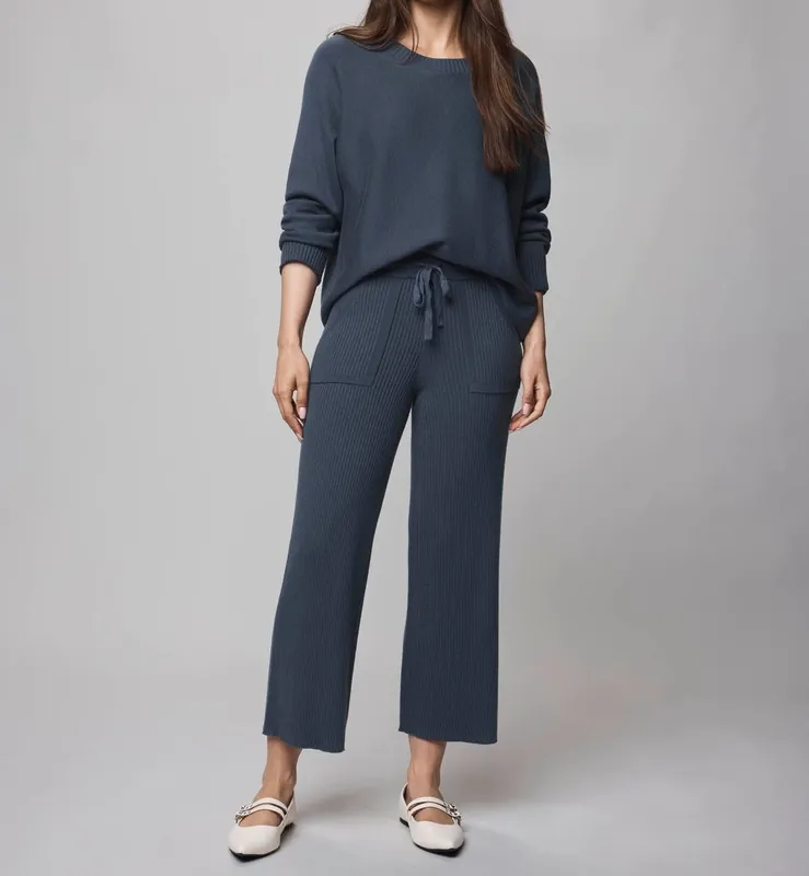 Lightweight Cashblend Pullover Sweater