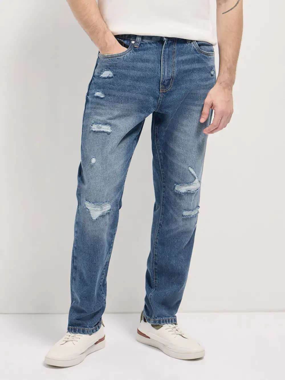 Refined Relaxed Stretch Pocket Jeans