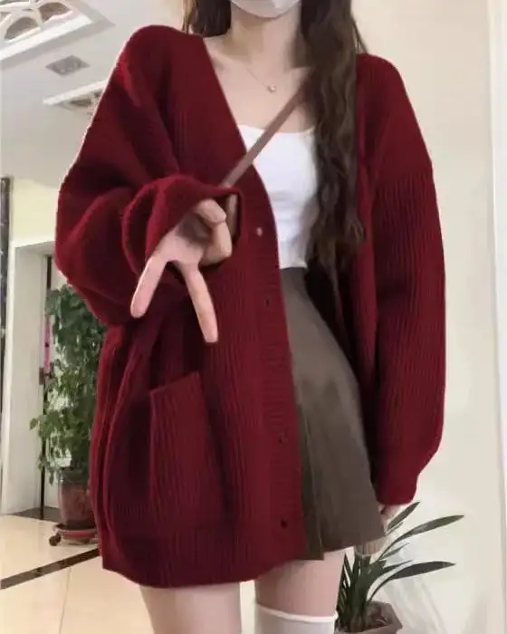 Classic Cashmere Button-Front V-Neck Relaxed-Fit Cardigan