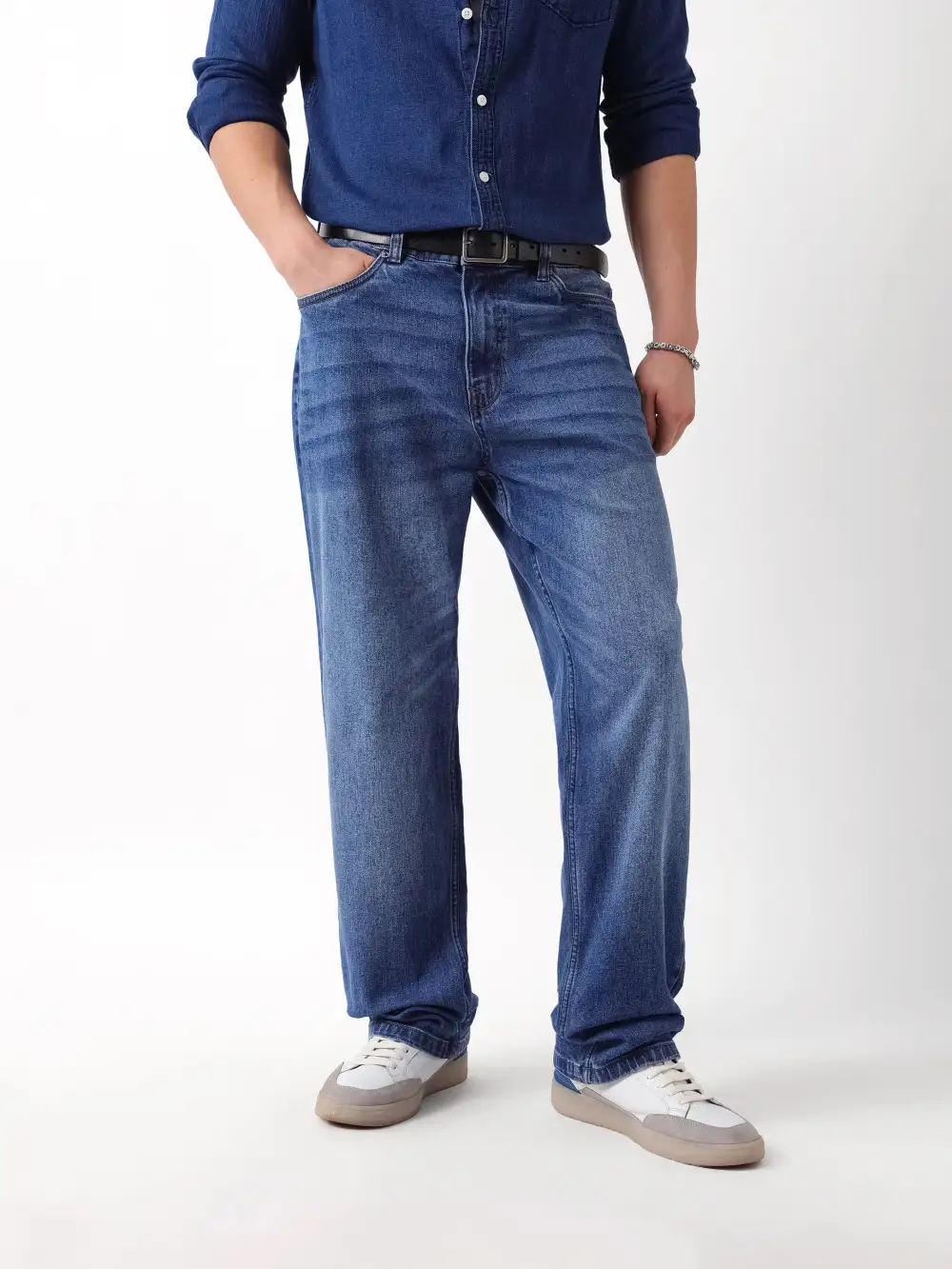 Warm Weather Stretch Pocket Lightweight Jeans