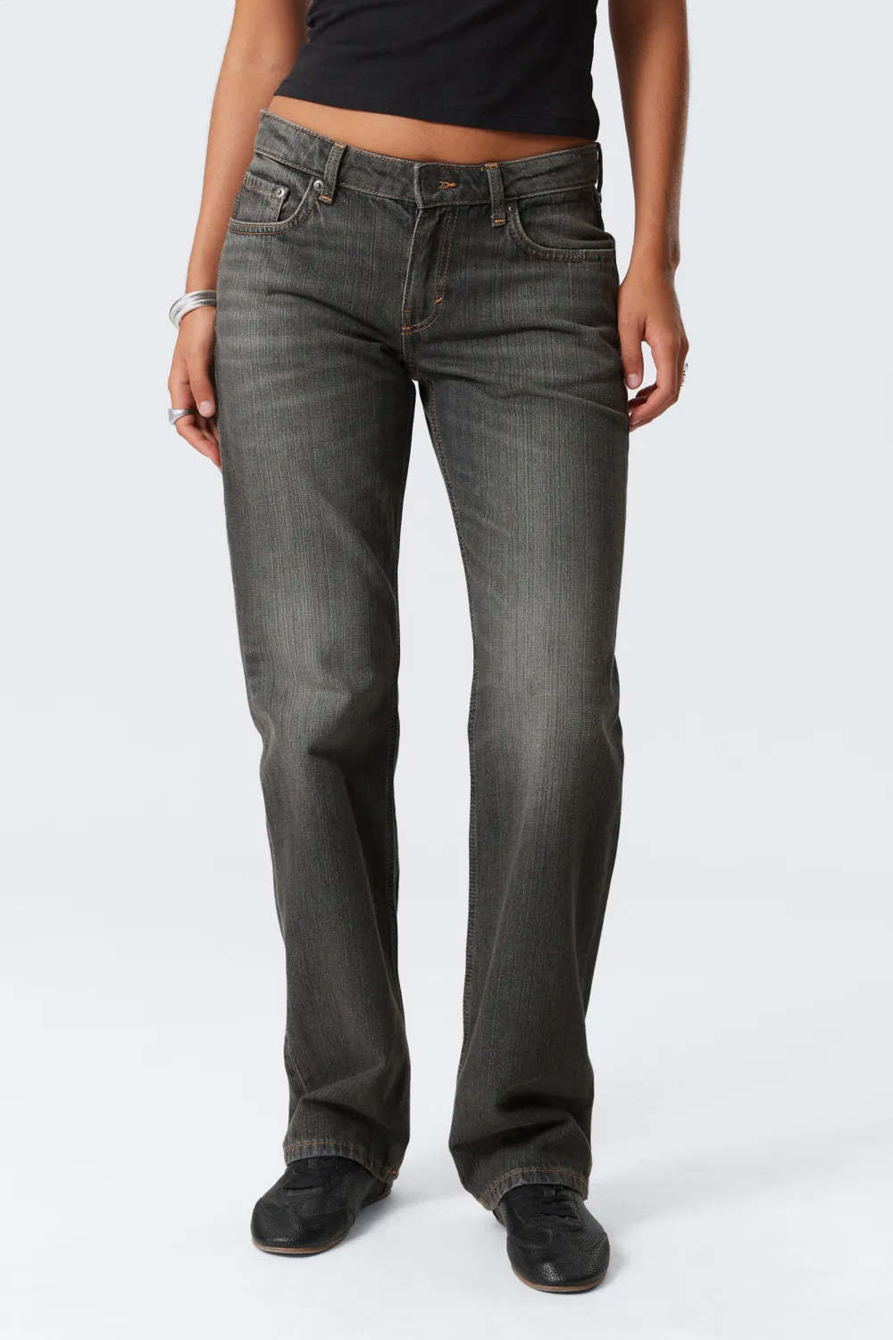 Straight Leg Jeans With Pockets