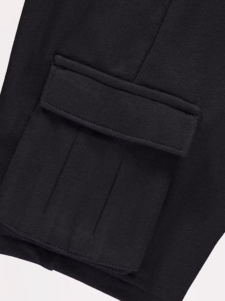 Black Cargo Jogger Shorts detail 1