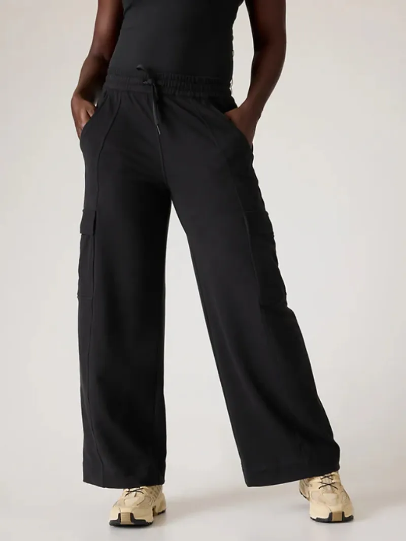 Wide-Leg Cargo Pants For Edgy Casual Style