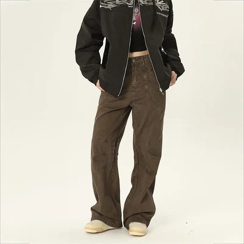 Relaxed Wide Leg Jeans