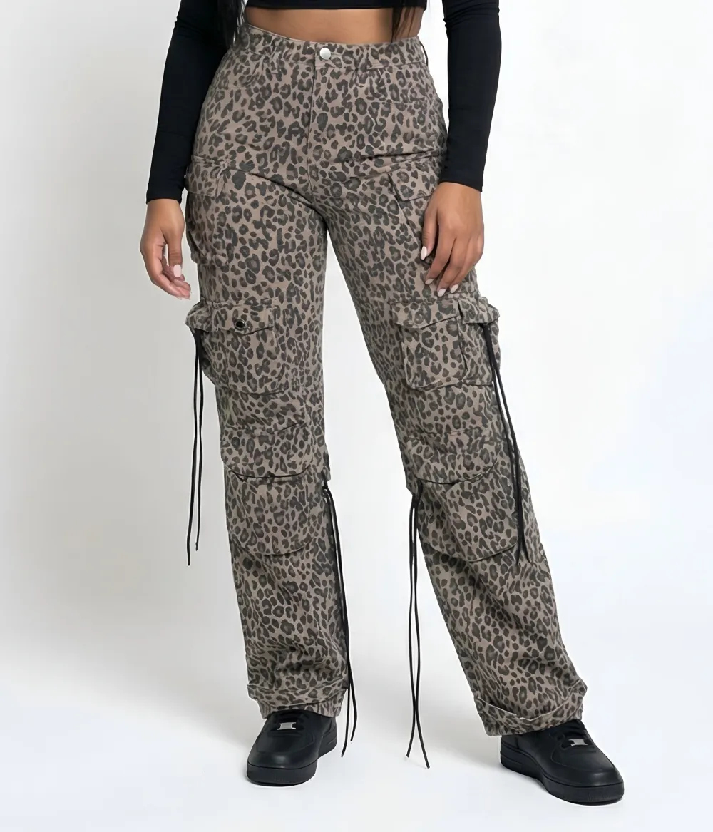 Relaxed-Fit Utility Cargo Pants