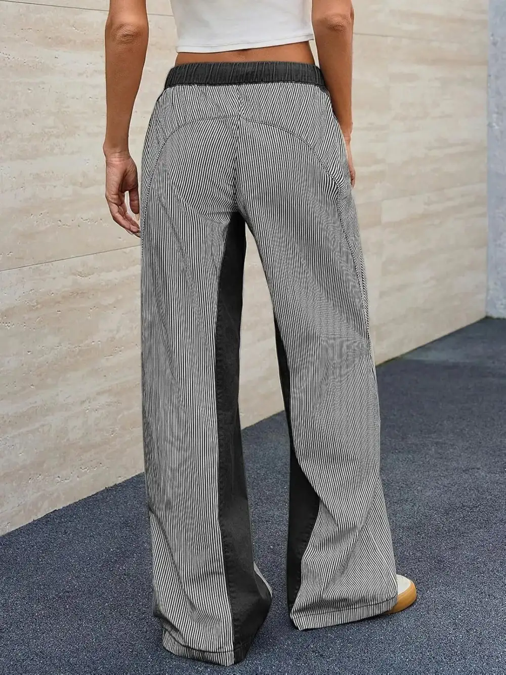 Relaxed Striped Wide Leg Jeans