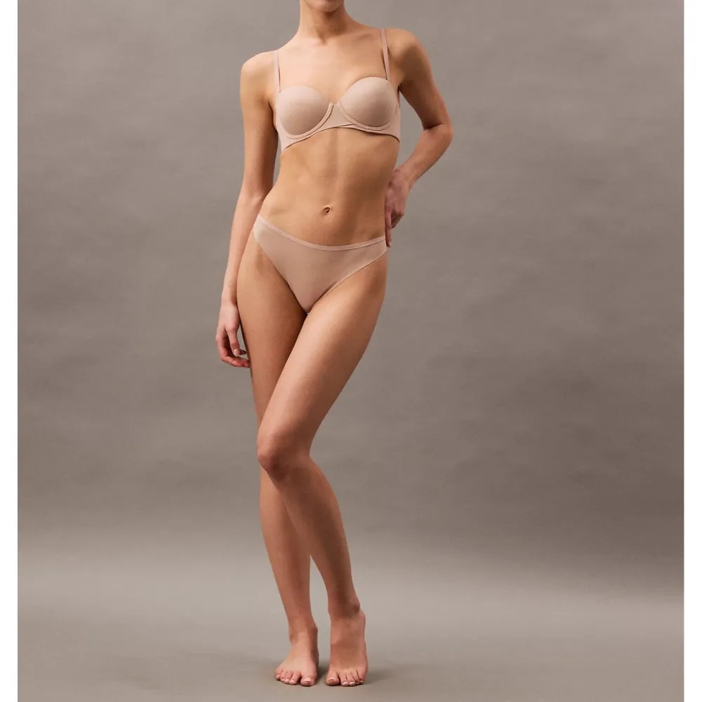 Strapless Push-Up Bra