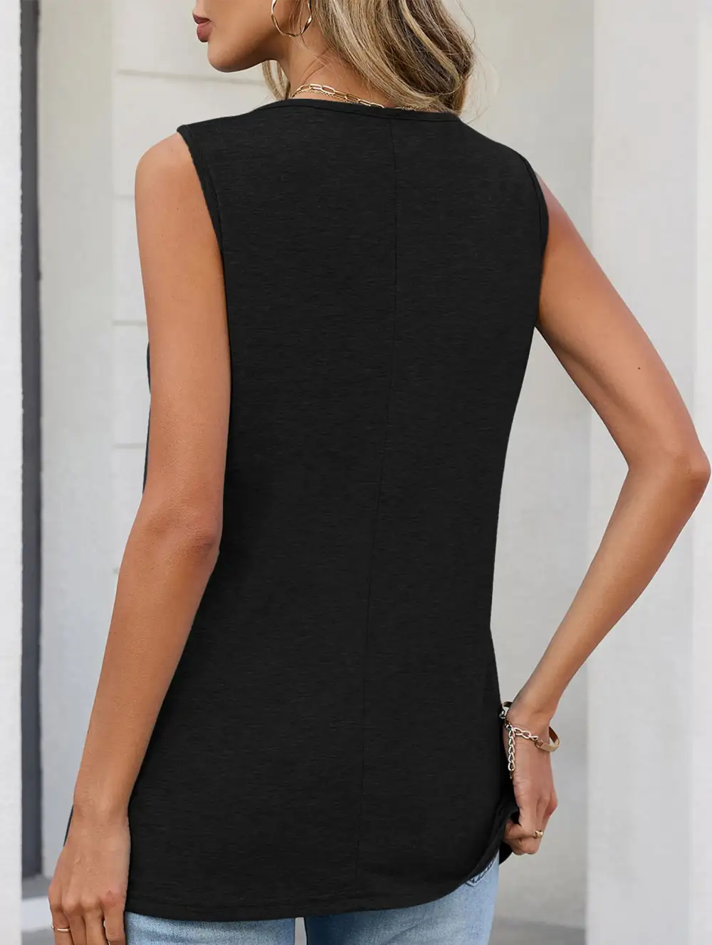 Ruched V Neck Sleeveless Tank Top