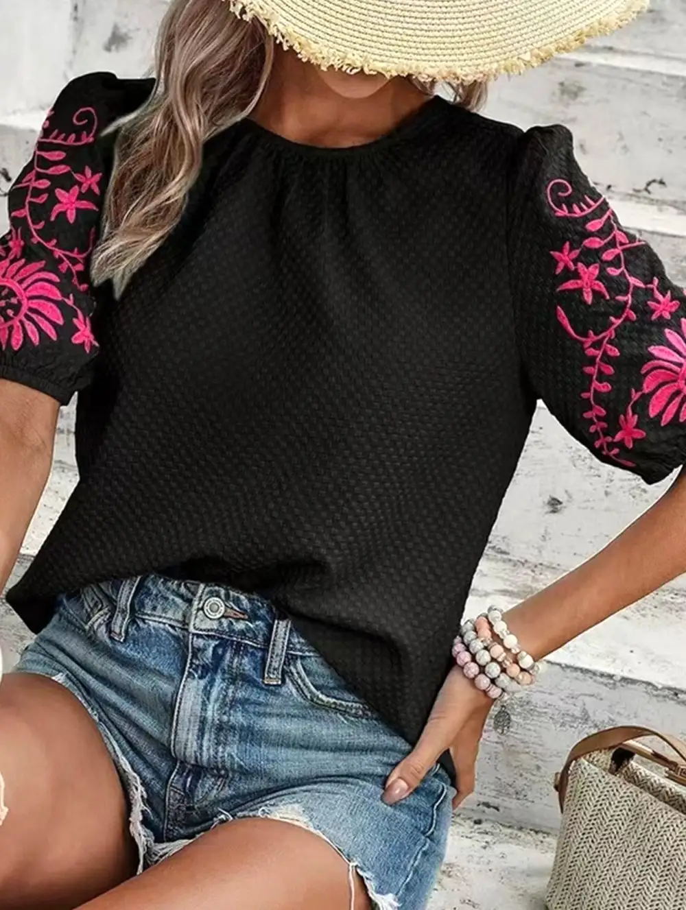 Embroidered Puff Sleeve Pullover Top Round Neck Relaxed Fit