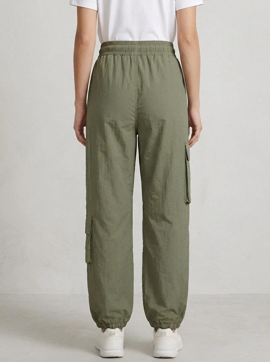 Everyday Elastic-Waist Breathable Cargo Pants