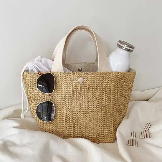 Chic Straw Tote Bag - Effortless Summer Vacation Aesthetic