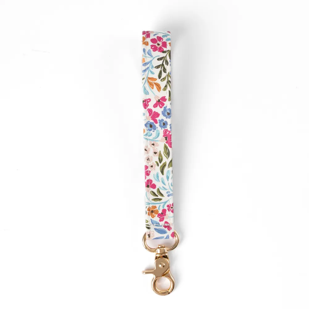 Casual Essential Leather Keychain