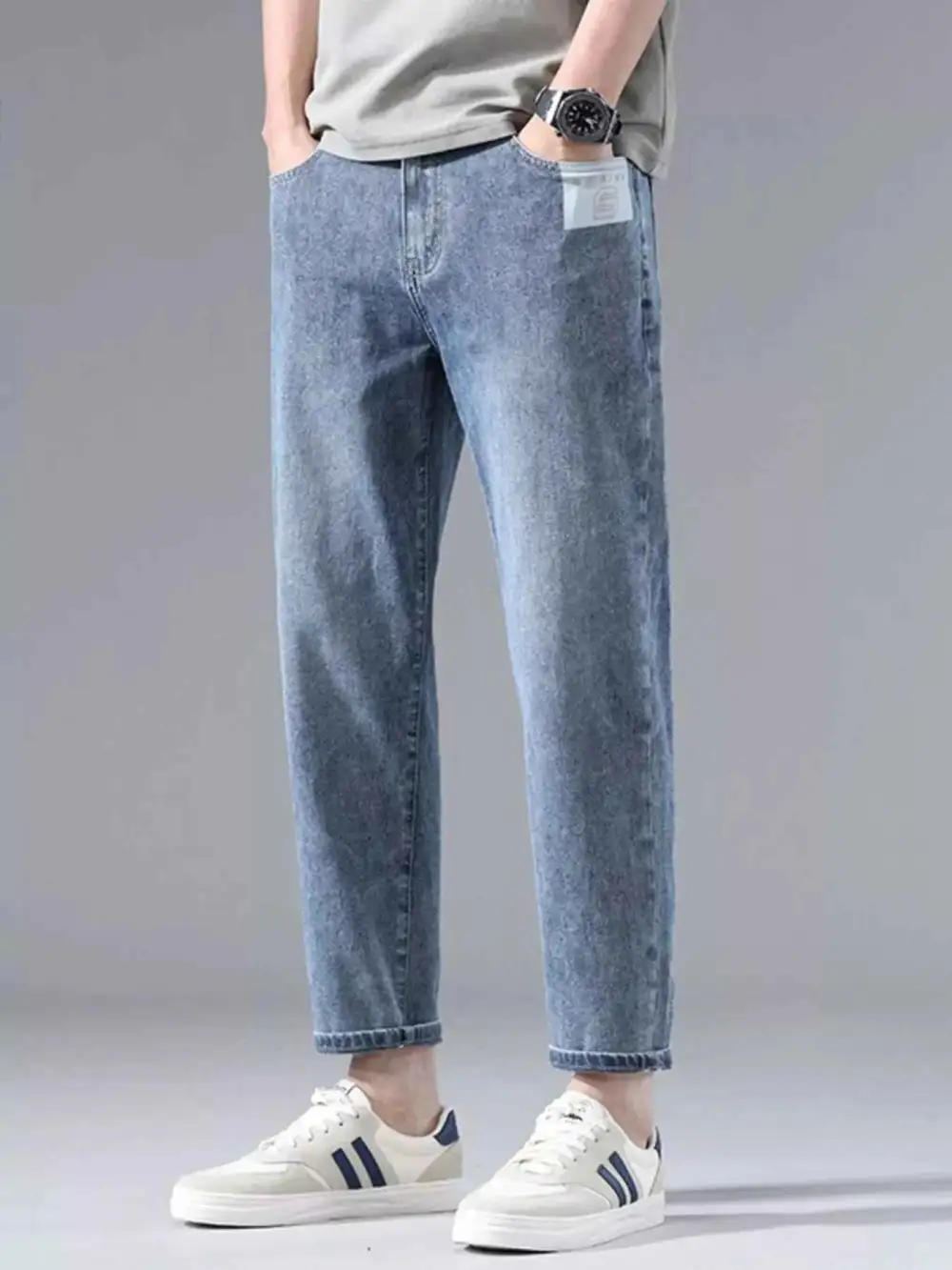 Relaxed Straight Leg Jeans