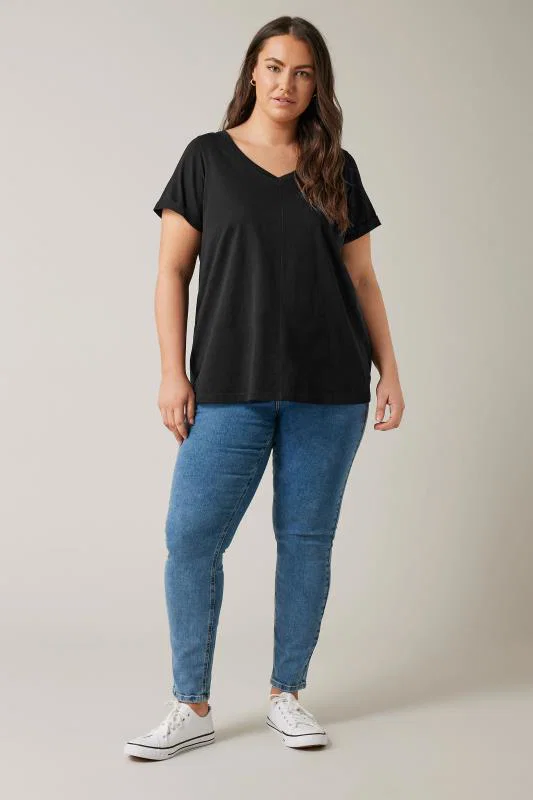 Black Premium Cotton T-Shirt detail 1