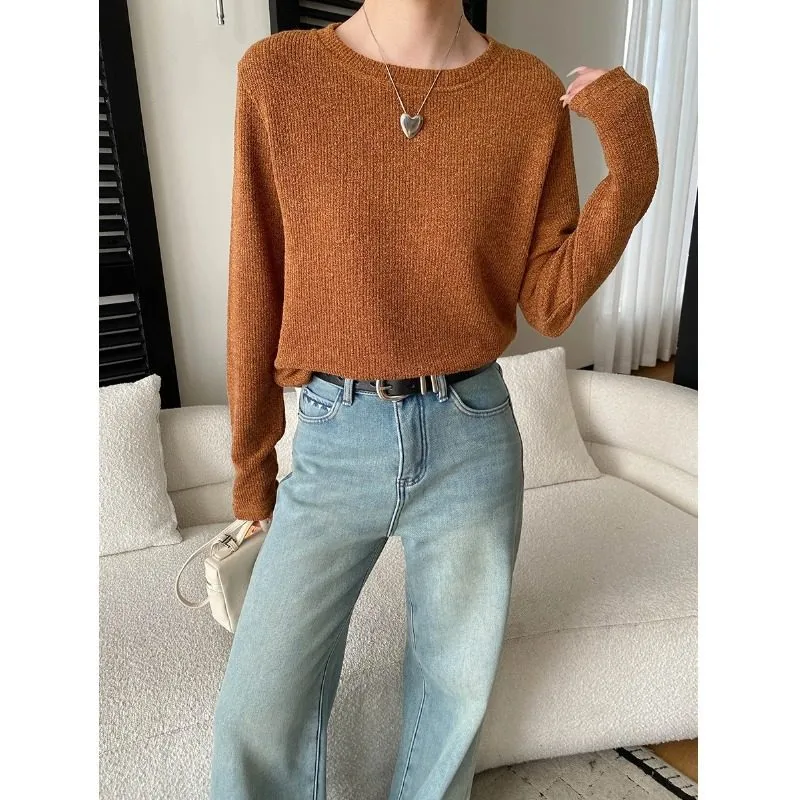 Minimal Simple Round Neck Loose Knit Sweater