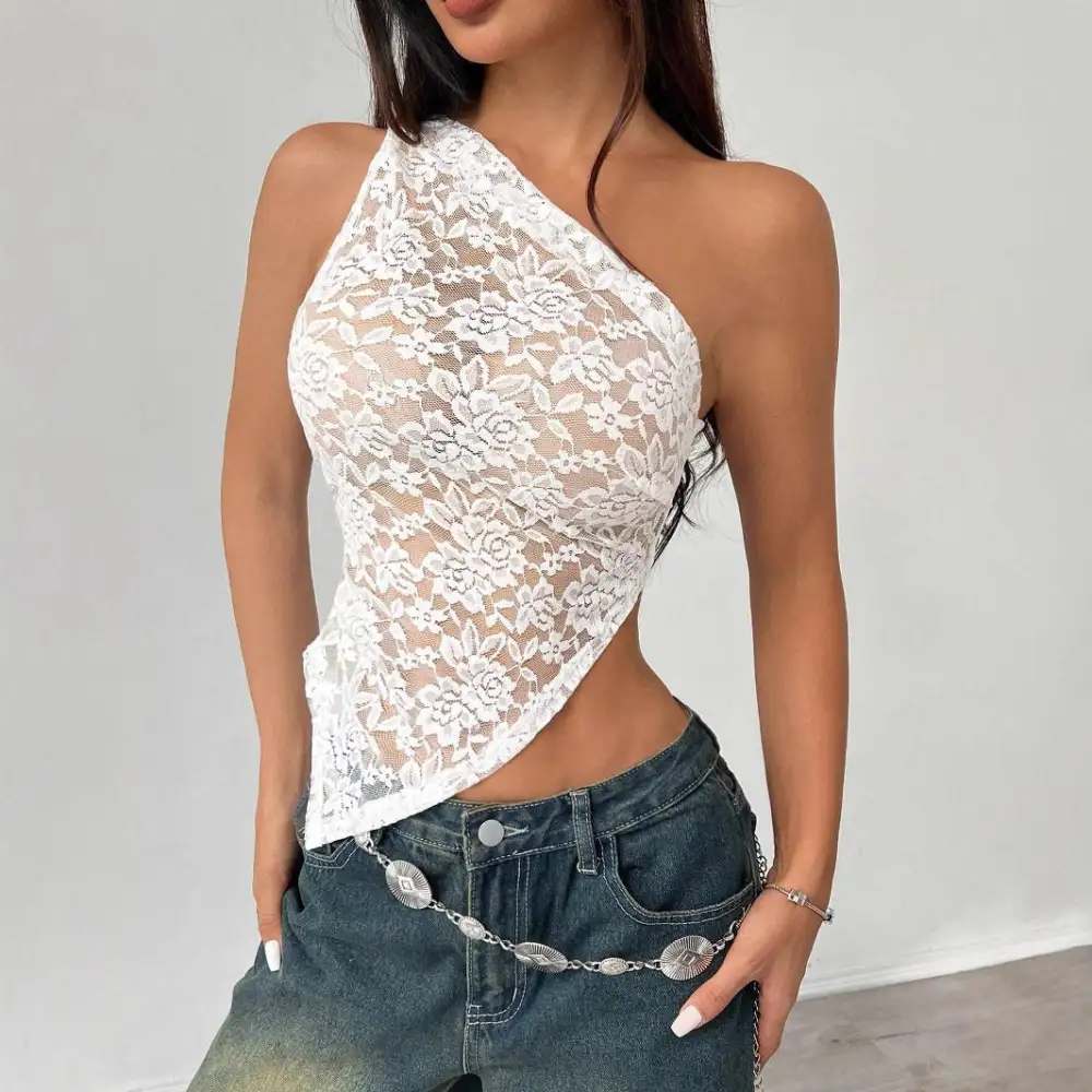 Easy-Wear Lace Crop Top With Asymmetric Off-Shoulder Neckline