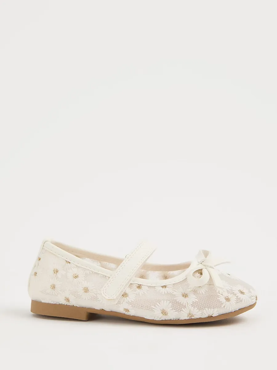 White Daisy Embroidery Mesh Ballet Shoes