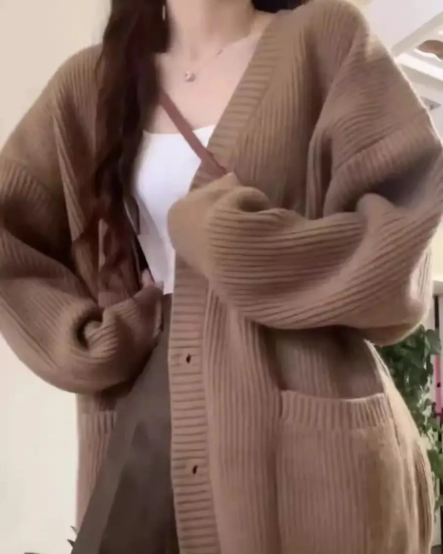 Classic Cashmere Button-Front V-Neck Relaxed-Fit Cardigan