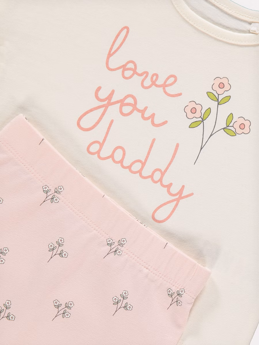Love You Daddy Top and Floral Leggings Outfit detail 1