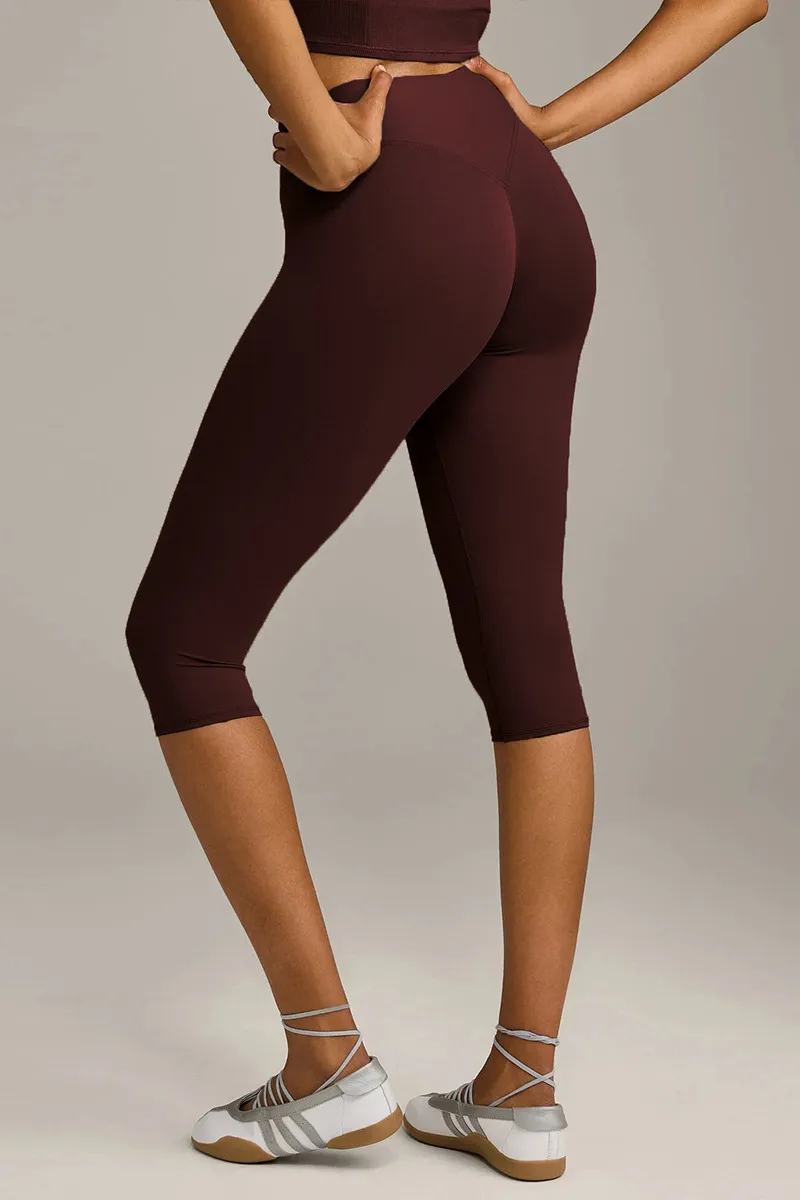 High-Waist Sculpting Slim-Fit Capri Leggings