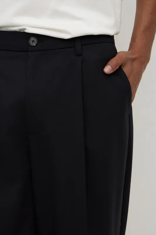 Black Tailored Pleated Pants