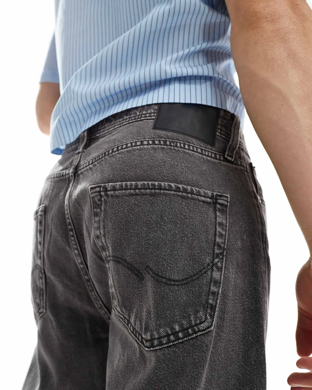 Baggy Jean In Washed Grey