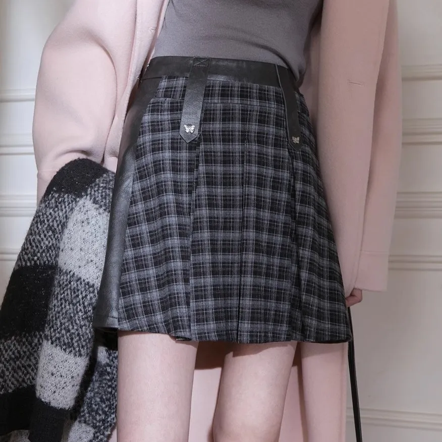 Compact Polished Mini Polyester Skirt