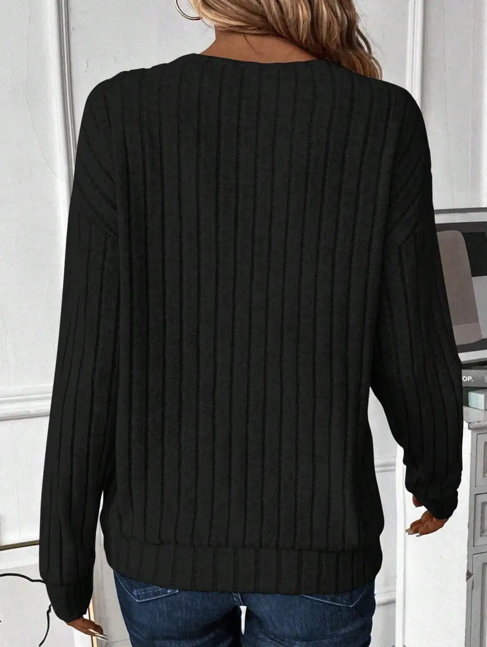 V-Neck Knit Long Sleeve Top
