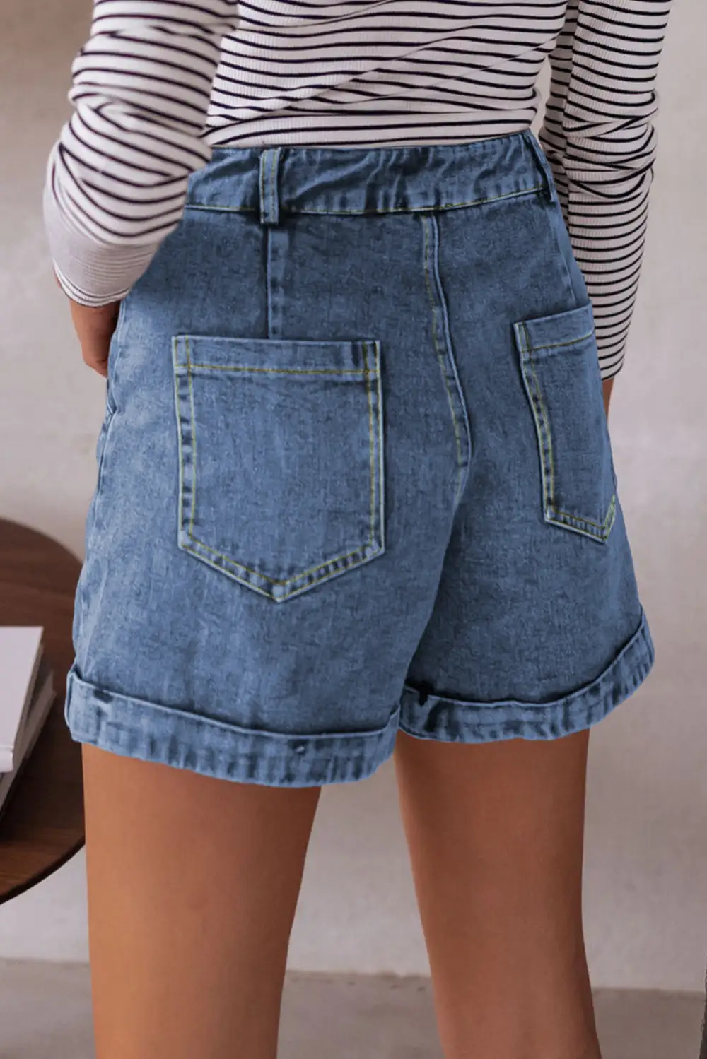 Seam Detail Pocketed Cuffed Hem Denim Shorts