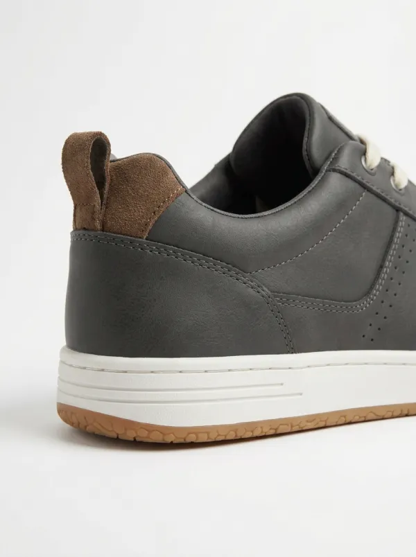 Men's Leisure Pace Lace-Up Skate Shoes