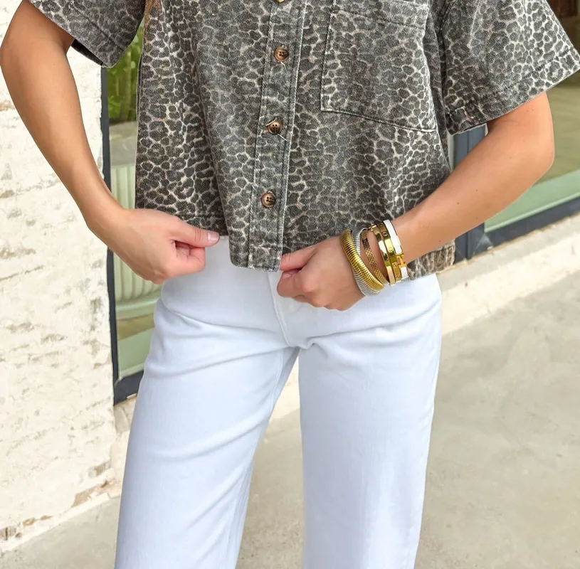 Leopard Print Short-Sleeve Denim Shirt