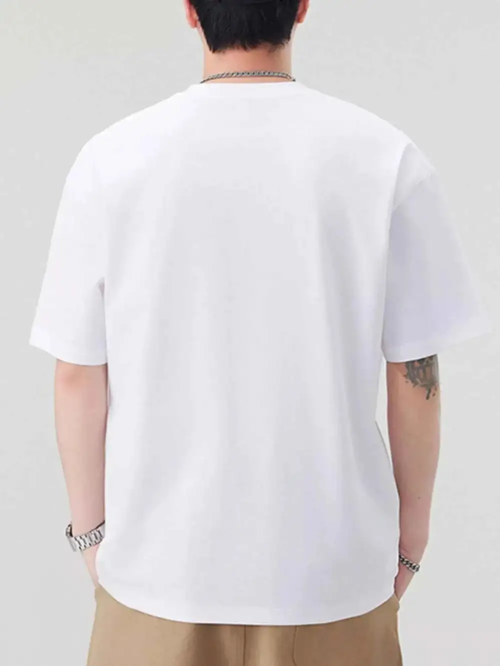 Round Neck Letter Graphic T-Shirt