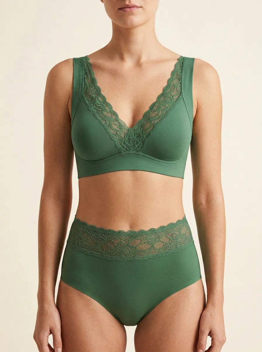 Lace Trim V-Neck Wireless Bralette Top